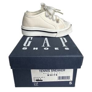 90s GAP Kids White Canvas Sneakers Made USA Size 5 Minimalist Classic